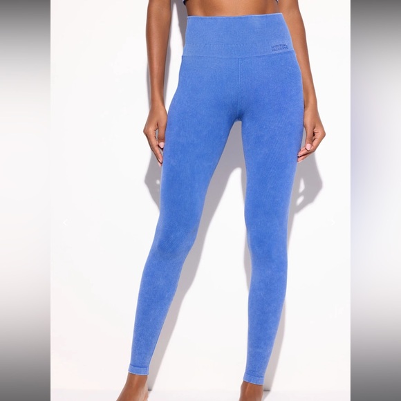 Spiritual Gangster High-Waisted Leggings - Picture 4 of 5